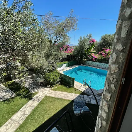 Ata Boutique Altınyunus