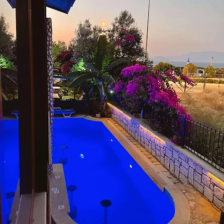 Ata Boutique Altınyunus